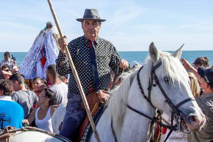 Qué significa la peregrinación de los gitanos en Saintes Maries de la Mer