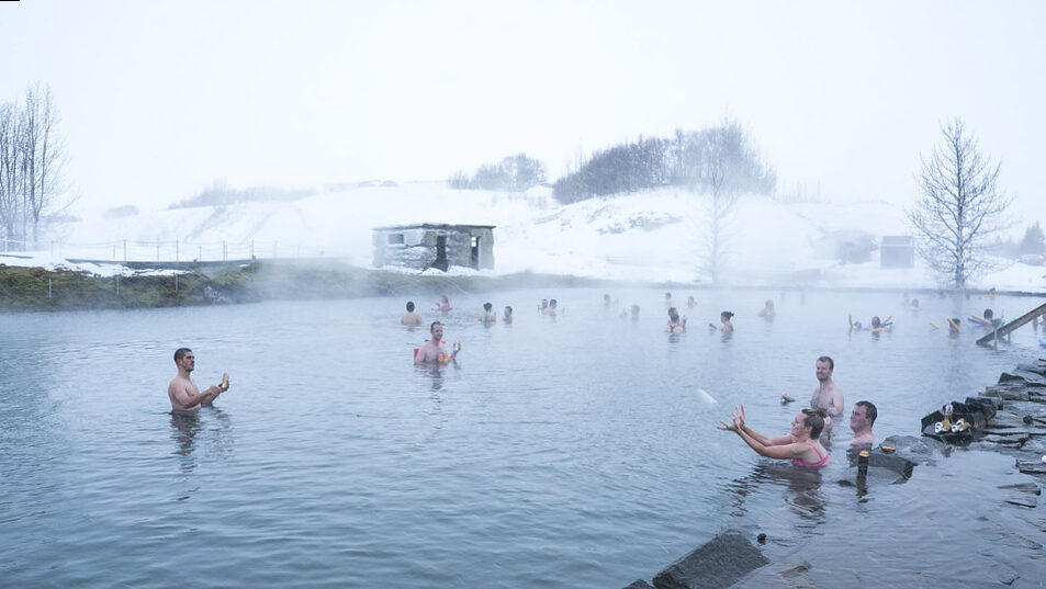 Baños termales en Islandia: ¿Cuáles son los más destacados?